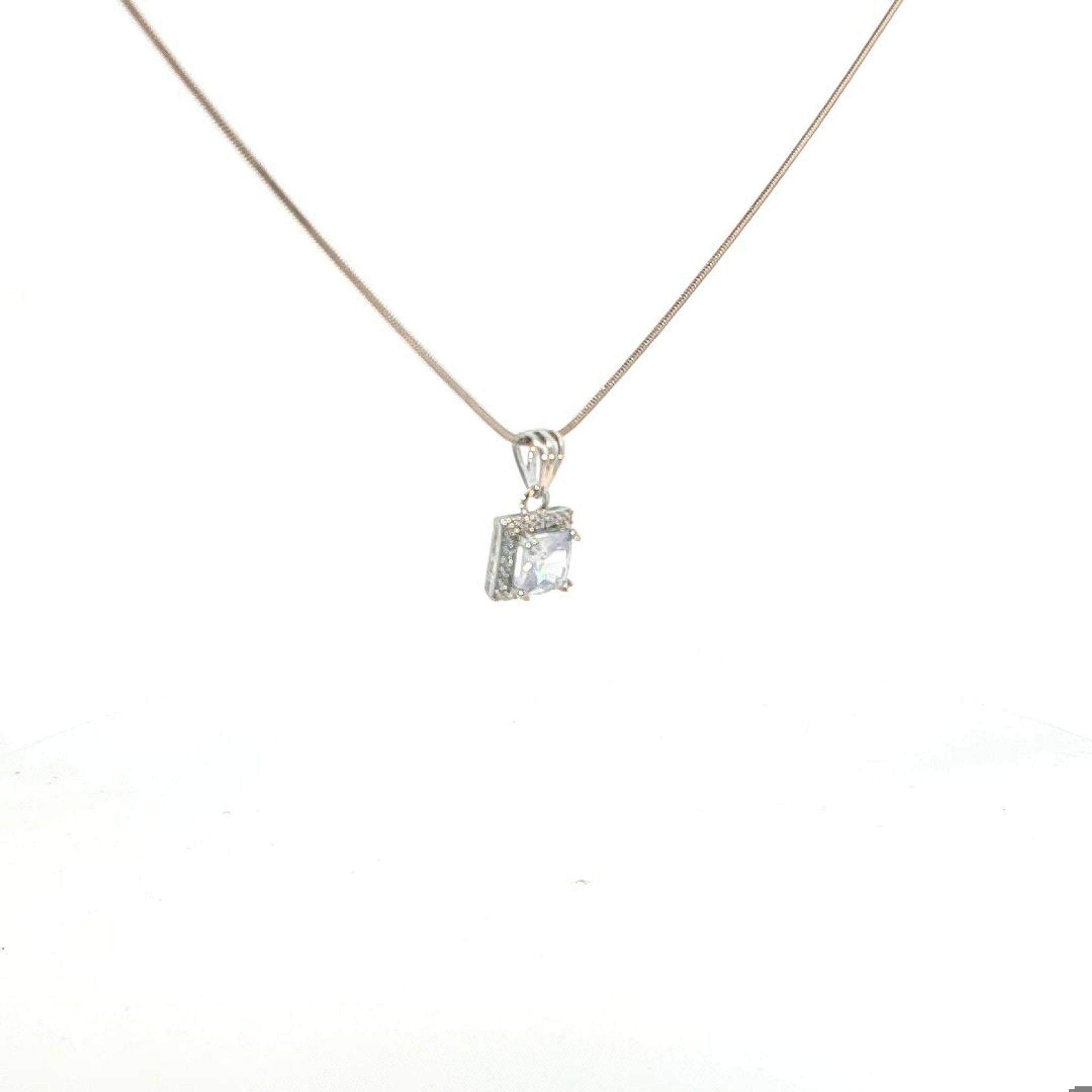 M1047 Mặt  KÈM dây chuyền nữ mạ vàng kiểu dáng sang trọng