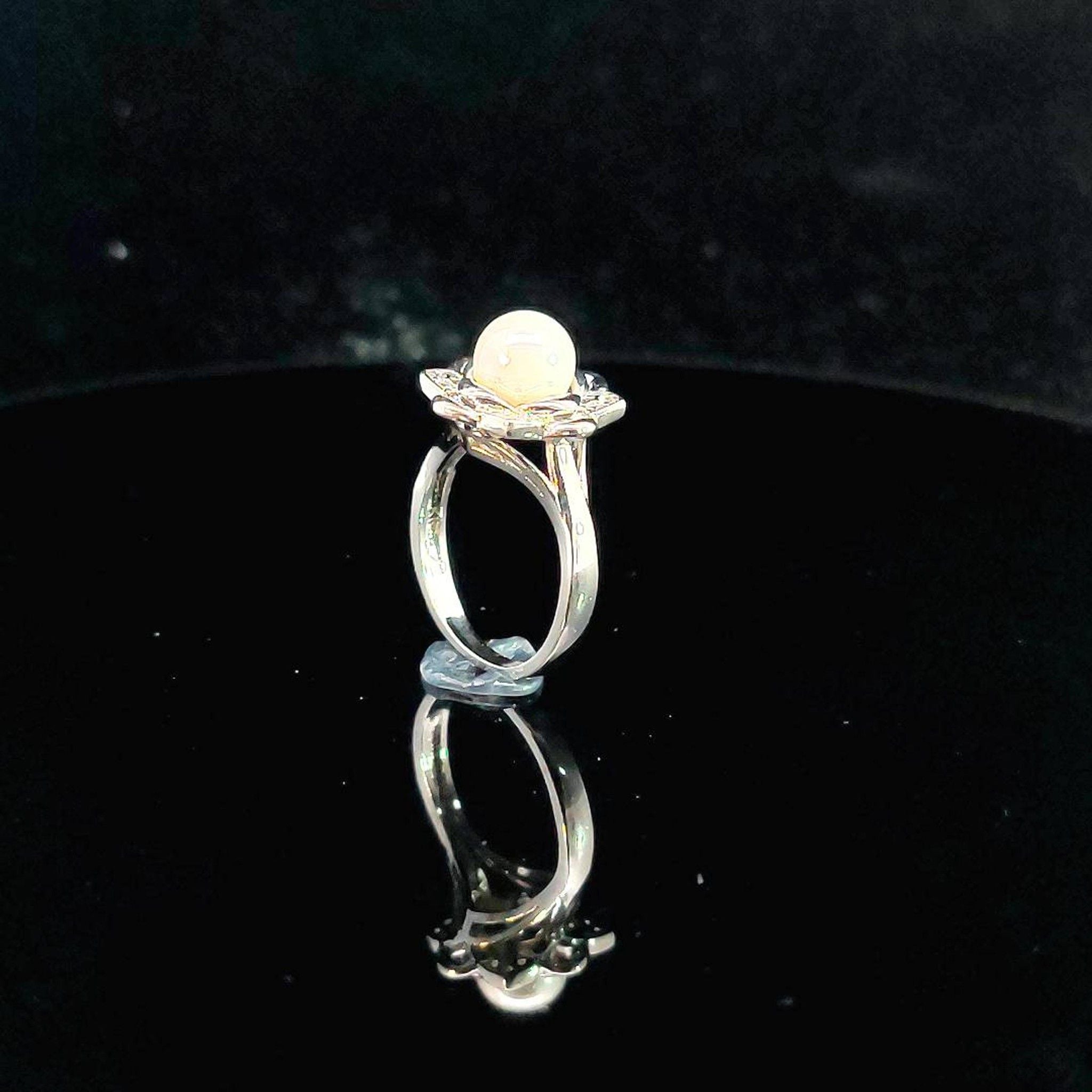 N967 Nhẫn nữ thiết kế hình trái châu siêu dễ thương UHA Women