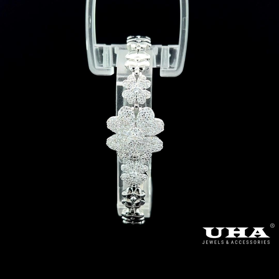 L660 Lắc tay nữ đính đá sáng lấp lánh UHA Phụ Kiện