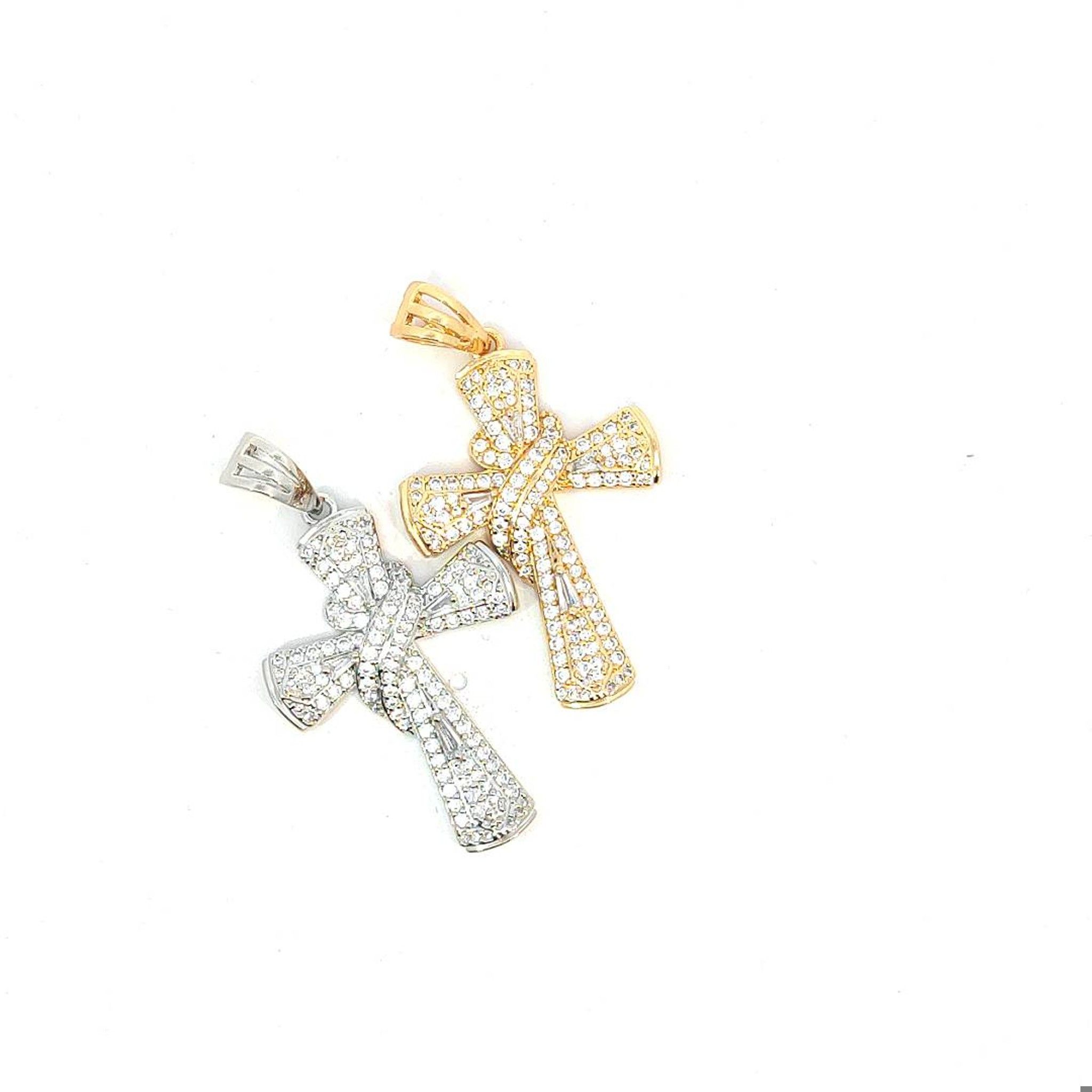 M1570 Mặt dây chuyền thánh giá nữ kiểu dáng thanh lịch trẻ trung UHA Women