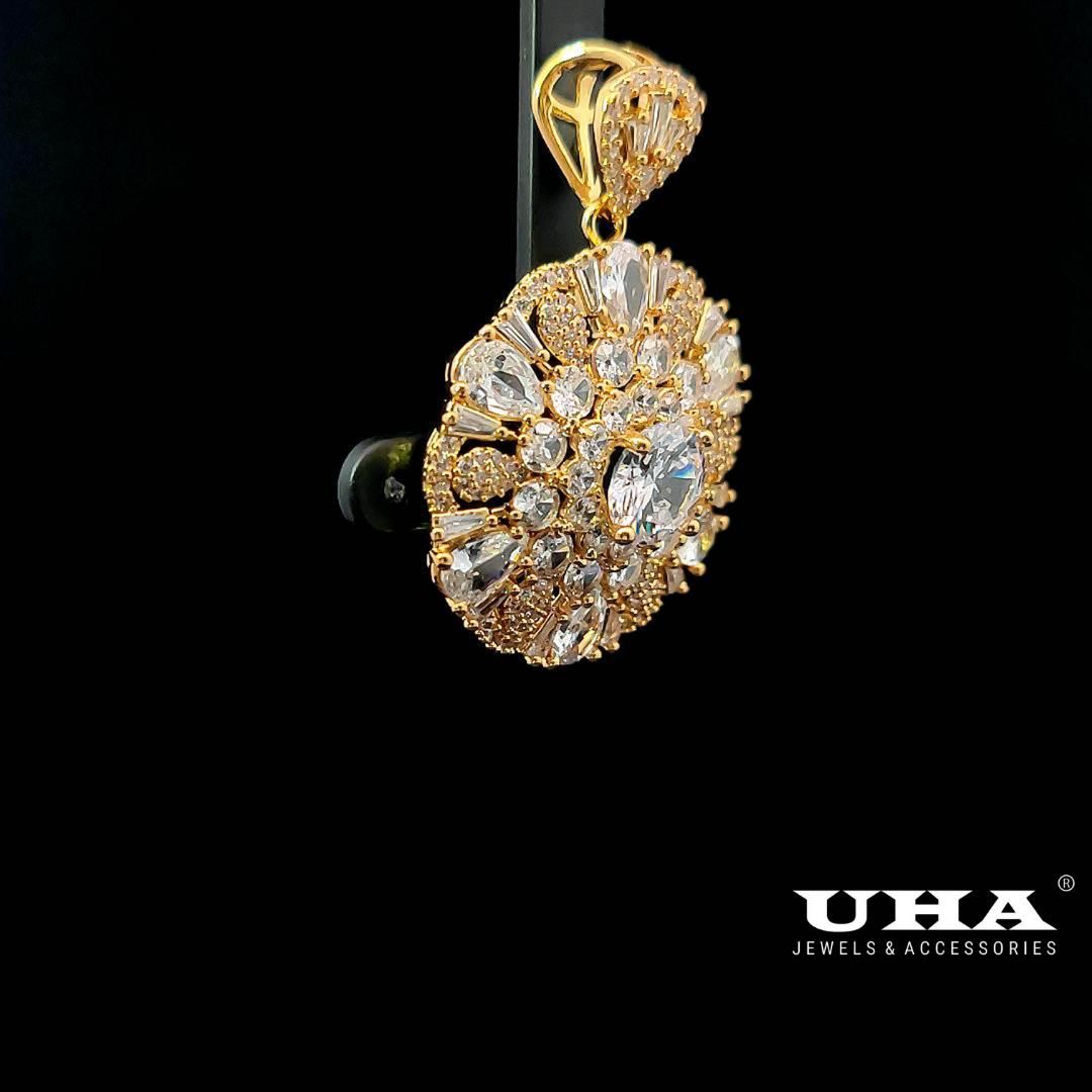 M1608 Mặt và dây chuyền nữ đính đá bagutte CZ cao cấp sáng lấp lánh UHA Women Khuyên Tai