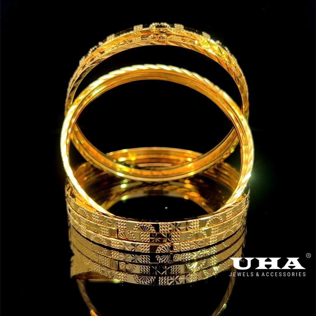 KV19 Vòng xi men nữ chạm khắc tinh tế  sang trọng bản 2,5ly UHA Phụ Kiện