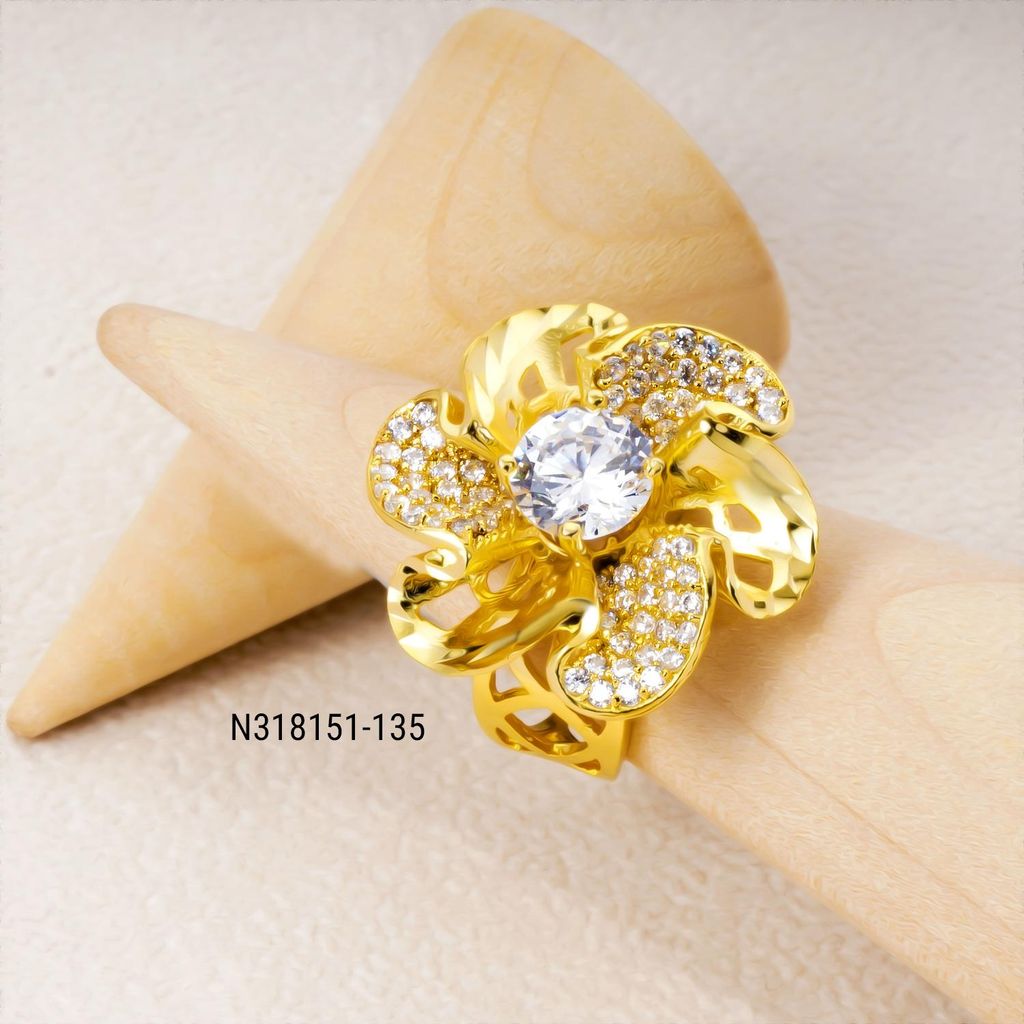 Nhẫn nữ UHA mạ vàng 18K N318151-135