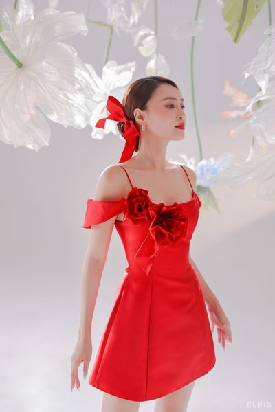 Đỏ ELPIS - Đầm taffeta ngắn dáng A bệt vai SP23D08