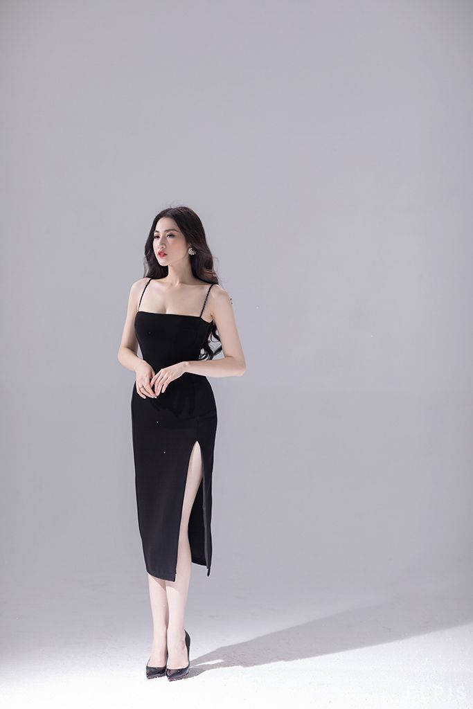 đen Đầm dài ôm FW19D04