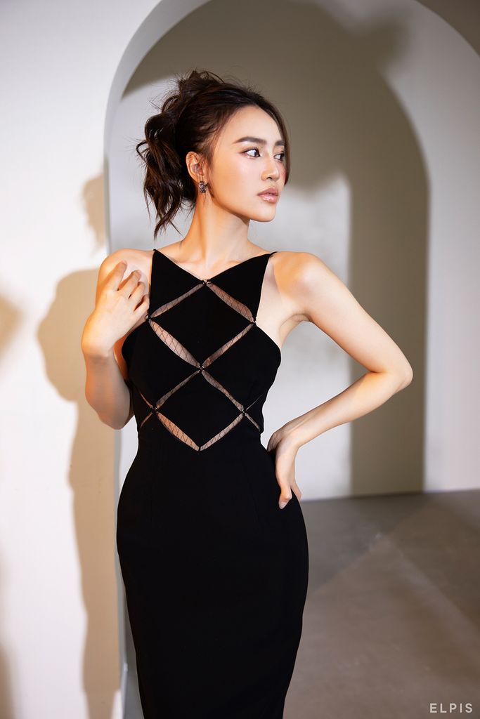 Đen ELPIS - Đầm midi dáng body cut-out tứ giác FW21D02