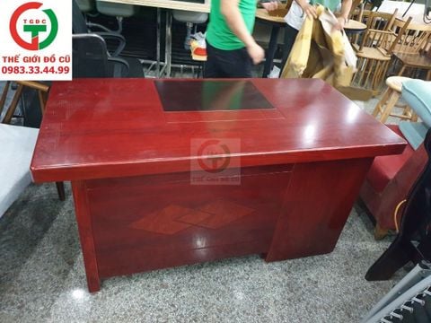 Bàn làm việc Trưởng phòng