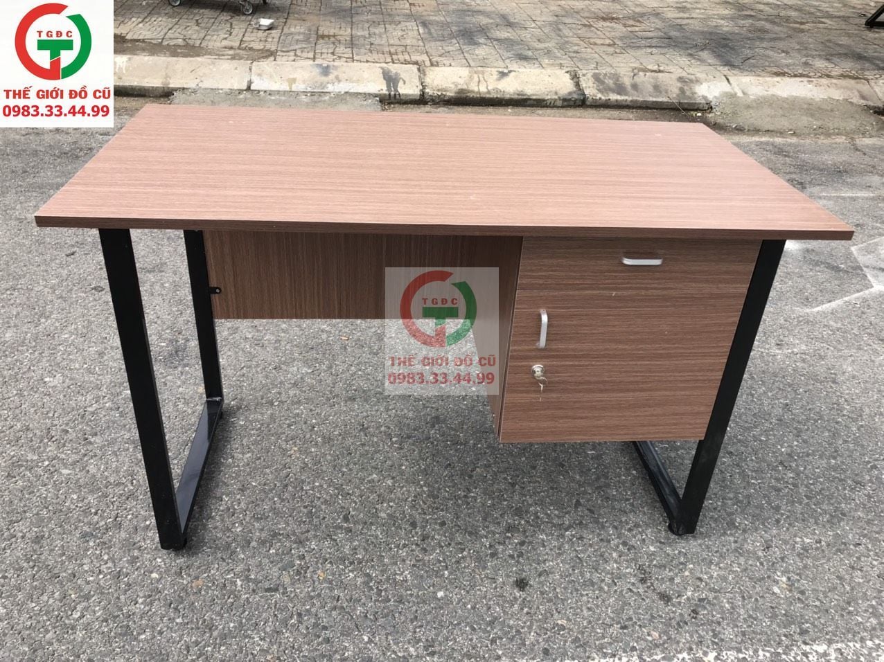 BÀN LÀM VIỆC GỖ MDF KHUNG SẮT