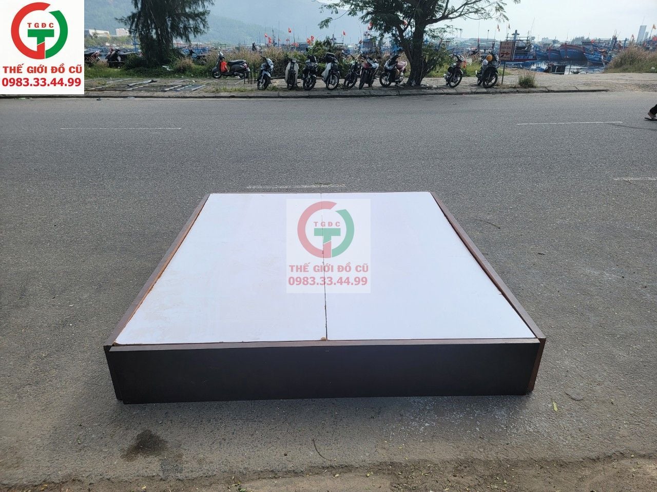 GIƯỜNG GỖ MDF 1.6M