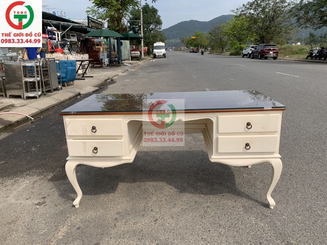 BÀN LÀM VIỆC TÂN CỔ ĐIỂN