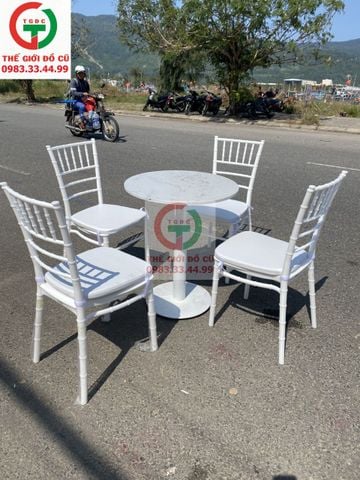 GHẾ CHIAVARI