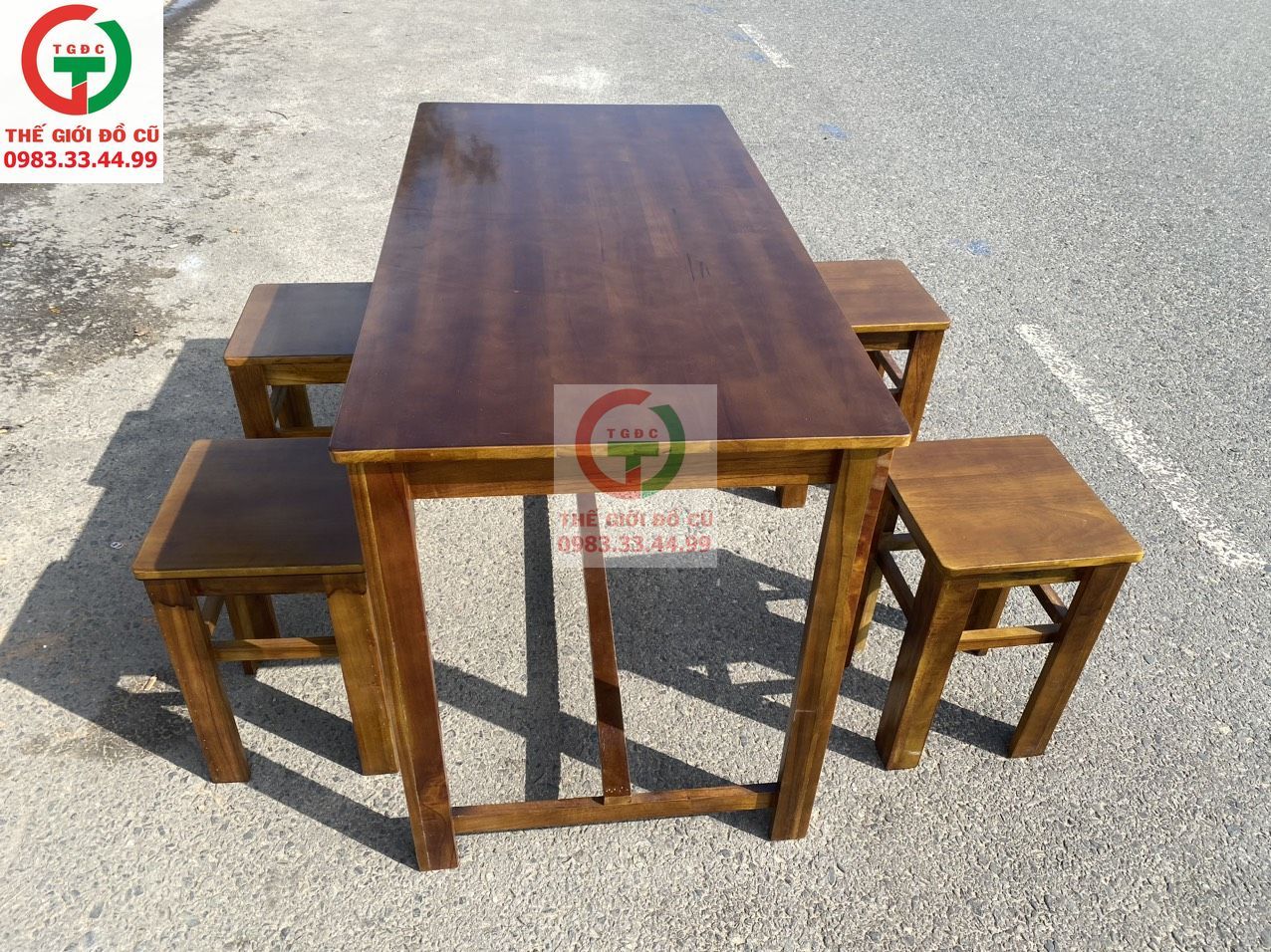 BỘ BÀN ĂN 4 GHẾ ĐẨU GỖ CAO SU