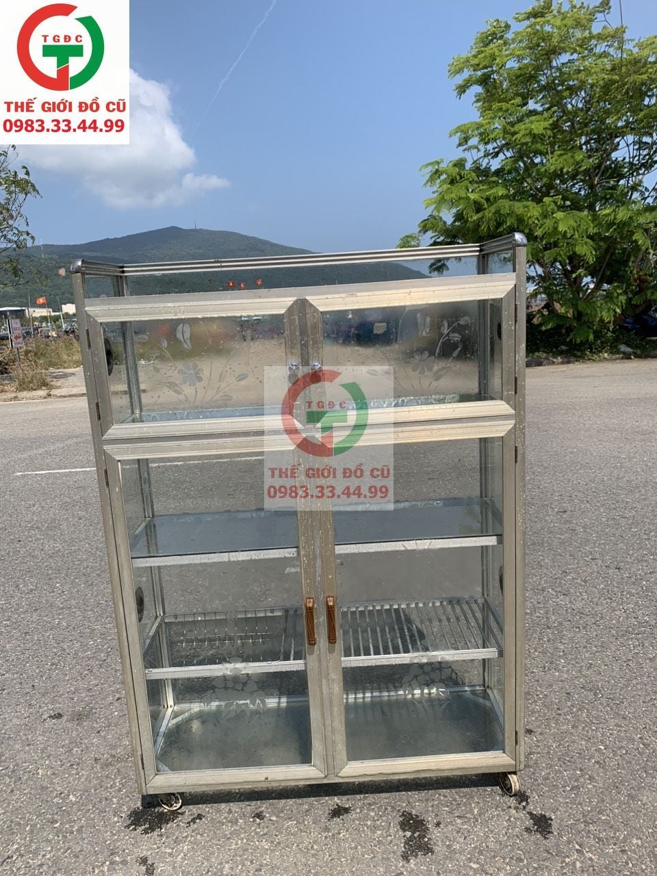 TỦ NHÔM KÍNH ĐỰNG CHÉN BÁT