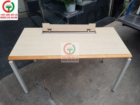BÀN LÀM VIỆC HÒA PHÁT CHÂN SẮT V4