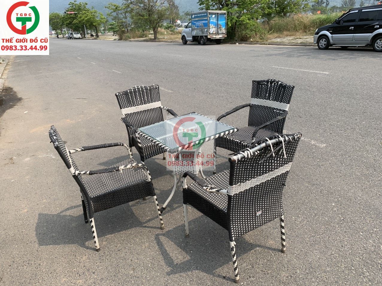 BÀN GHẾ NHỰA MÂY CAFE