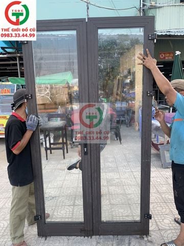BỘ CỬA KÍNH THANH LÝ