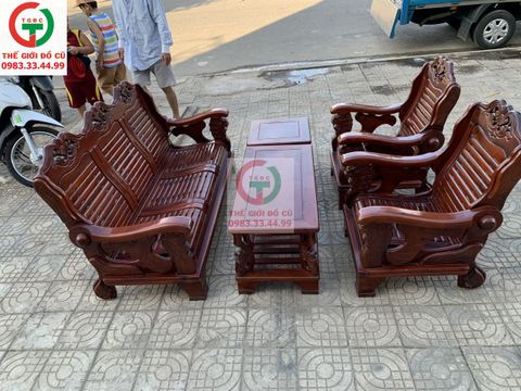 SALON GỖ