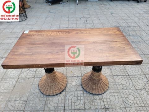 BÀN CAFE GỖ SỒI KHUNG SẮT PHỐI MÂY