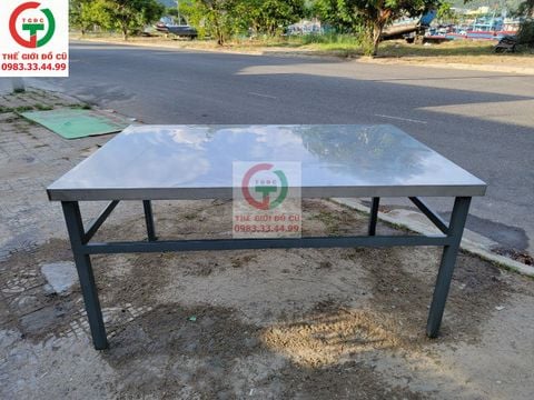 BÀN CHẾ BIẾN - BÀN SƠ CHẾ INOX 304 KHUNG CHÂN SẮT