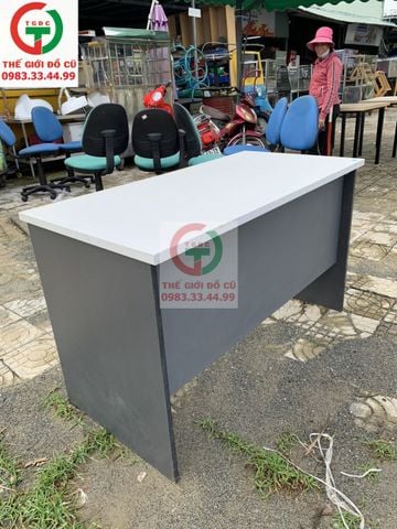 BÀN LÀM VIỆC HÒA PHÁT