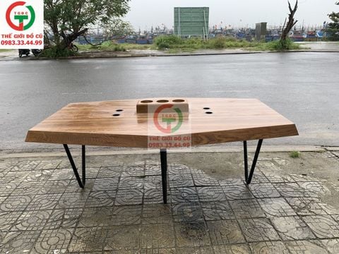 BÀN GỖ MDF LÕI XANH VÀ SỒI TỰ NHIÊN CHÂN SẮT