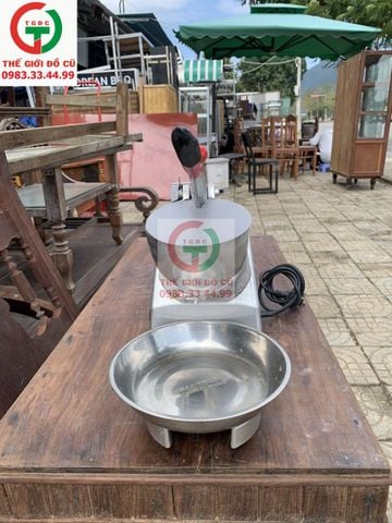 MÁY BÀO ĐÁ TUYẾT ICE CRUSHER