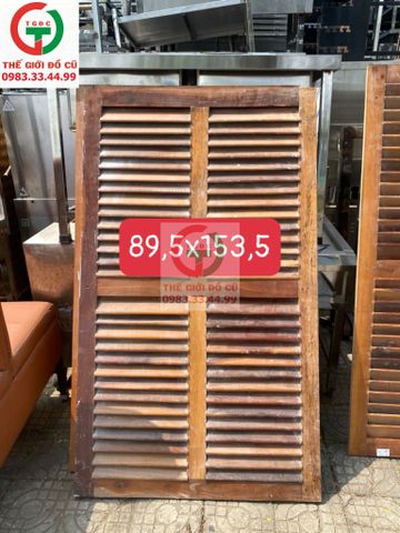 CỬA GỖ LÁ SÁCH