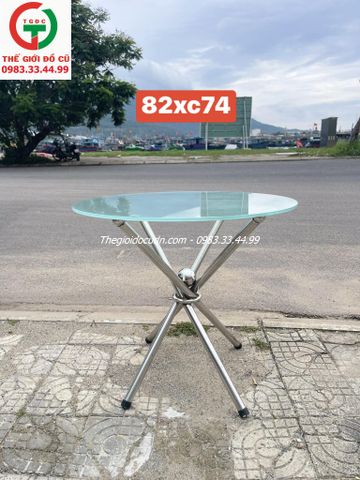 BÀN TRÒN KÍNH CHÂN INOX