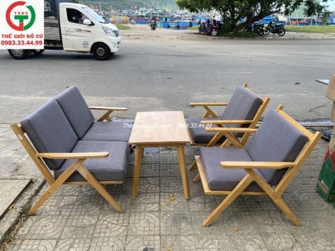 BỘ BÀN GHẾ GỖ ĐỆM CAFE