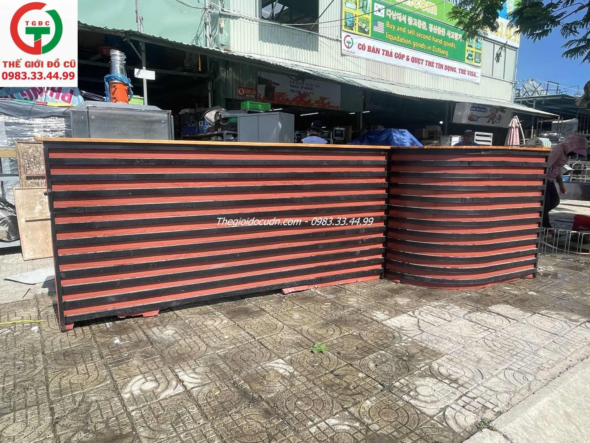 QUẦY BAR GỖ KHUNG SẮT