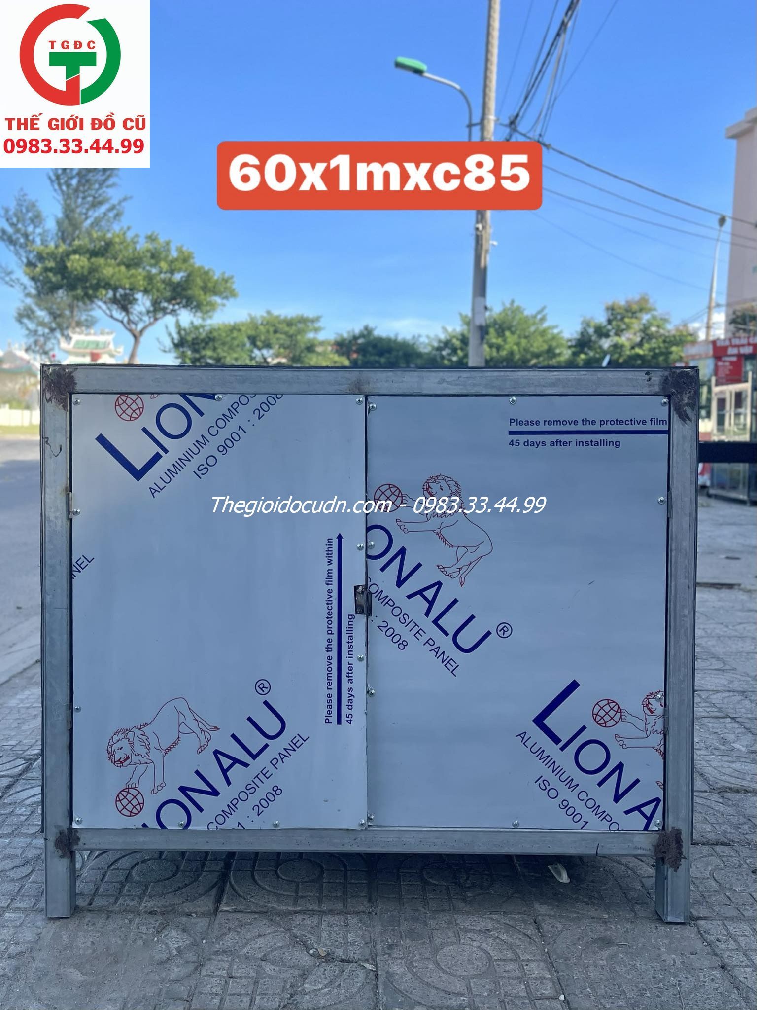 TỦ ALU KHUNG SẮT ĐỂ ĐỒ DÙNG