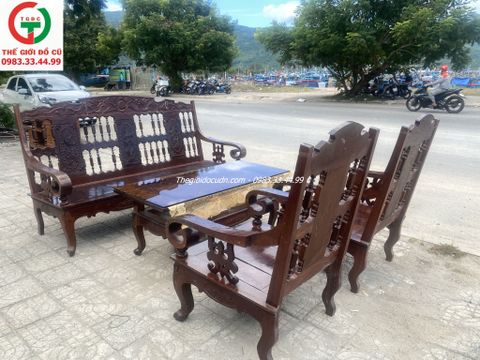 SALON TAY CUỐN GỖ LIM XƯA