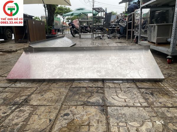 KỆ ĐÍNH TƯỜNG INOX