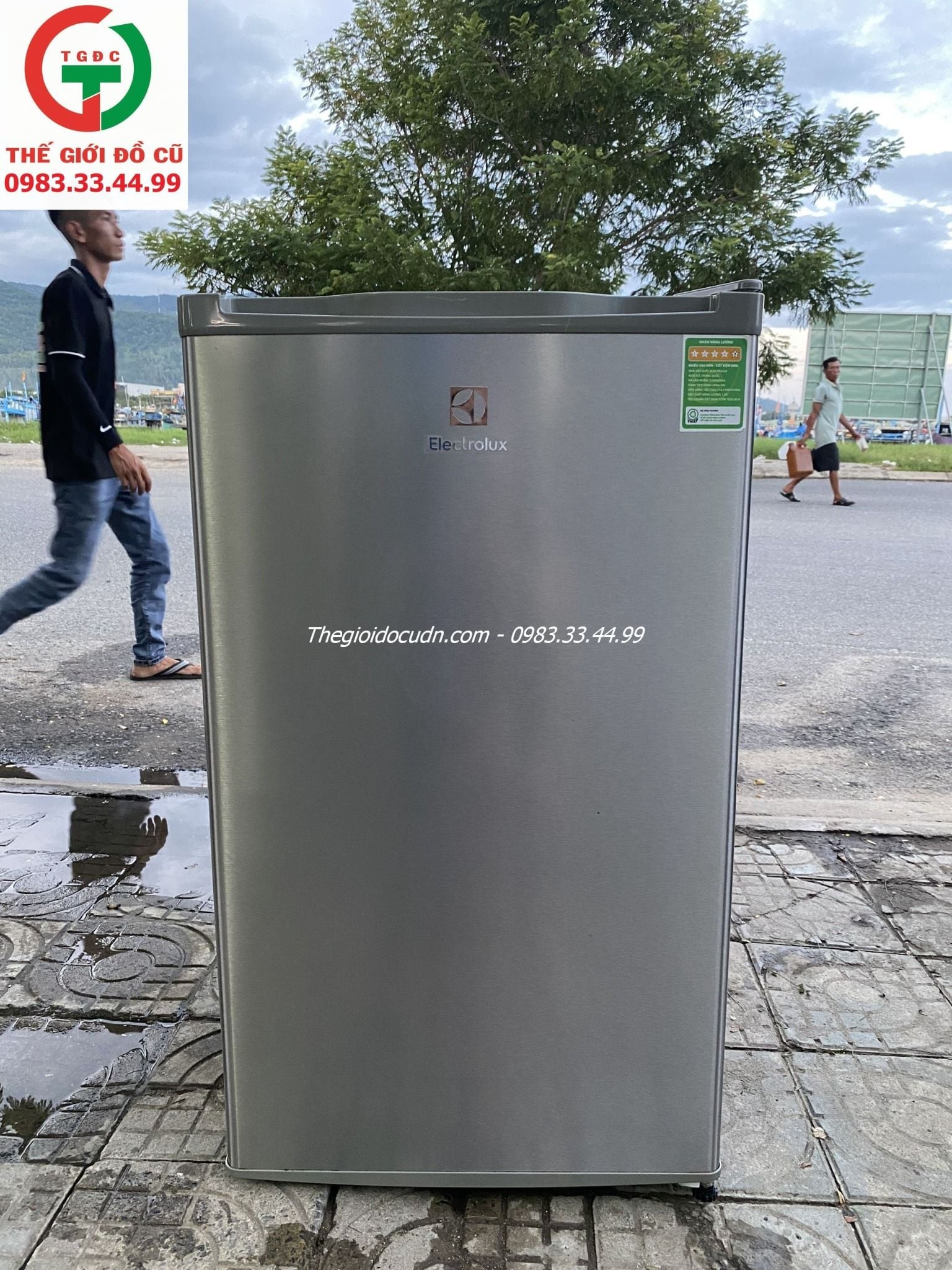 TỦ LẠNH MINI ELECTROLUX 92L
