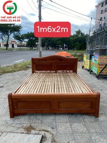GIƯỜNG GỖ TÝ ĐÙ 1M6
