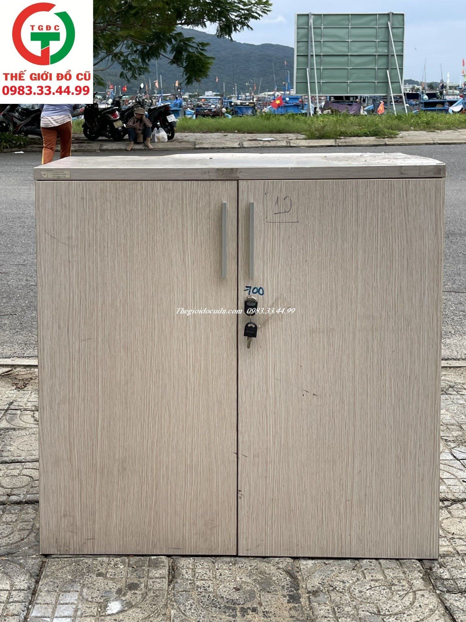 TỦ GỖ MDF ĐỂ TÀI LIỆU VĂN PHÒNG