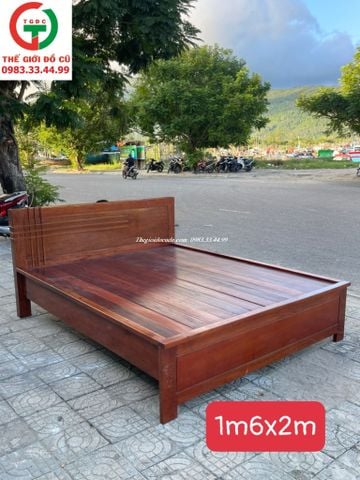 GIƯỜNG GỖ VẠT PHẢN 1M6