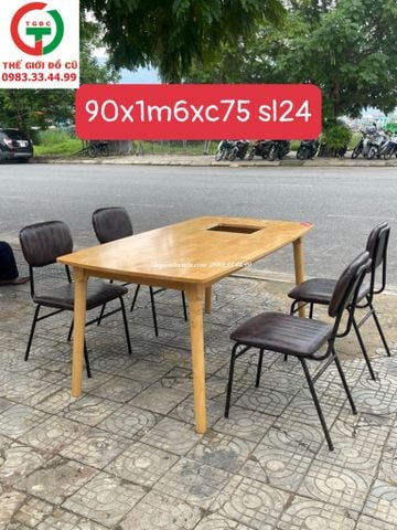 BÀN ĂN NHÀ HÀNG LẨU NƯỚNG