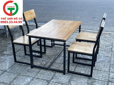 BÀN GHẾ QUÁN NHẬU