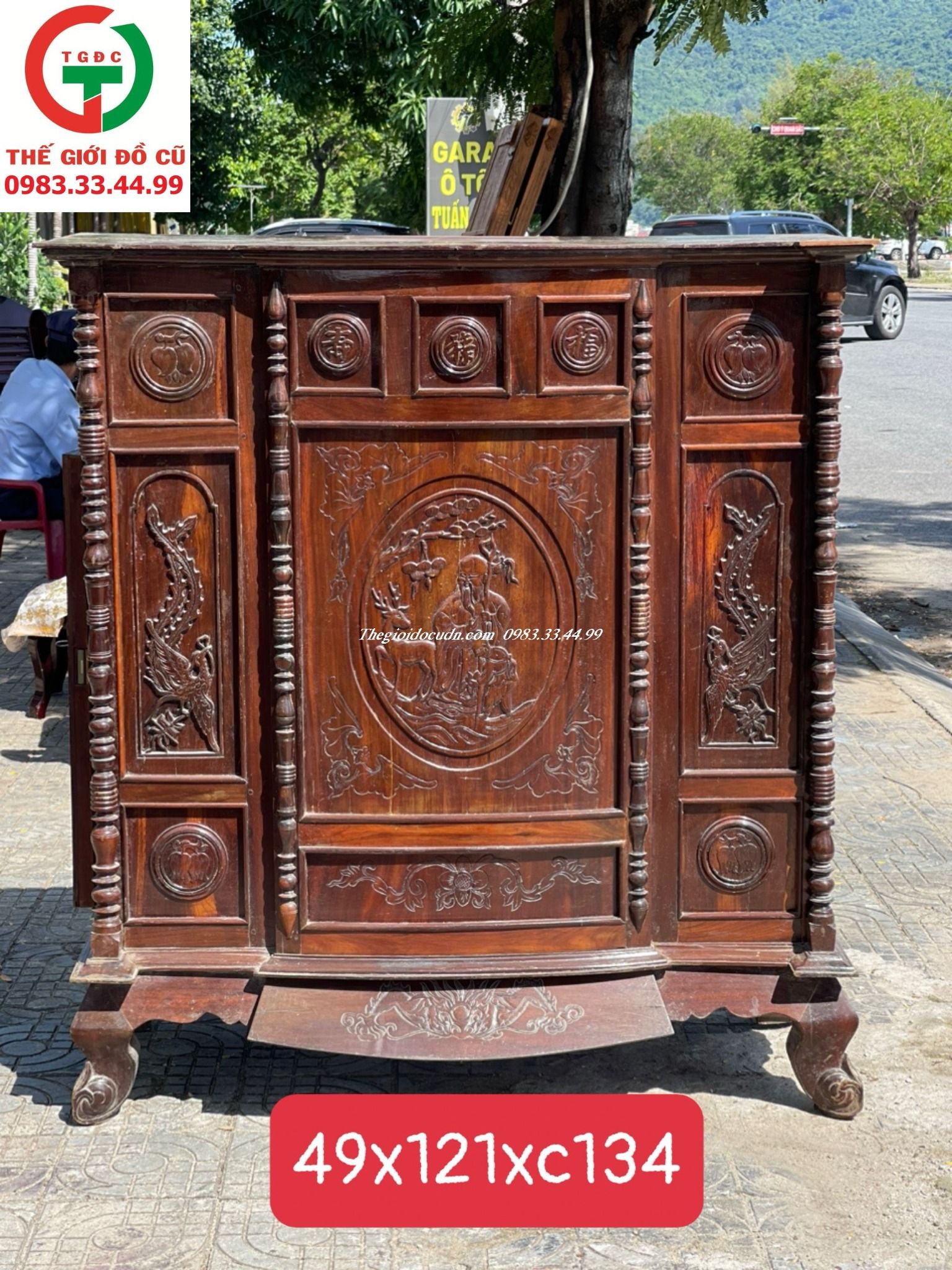 TỦ THỜ GỖ HƯƠNG