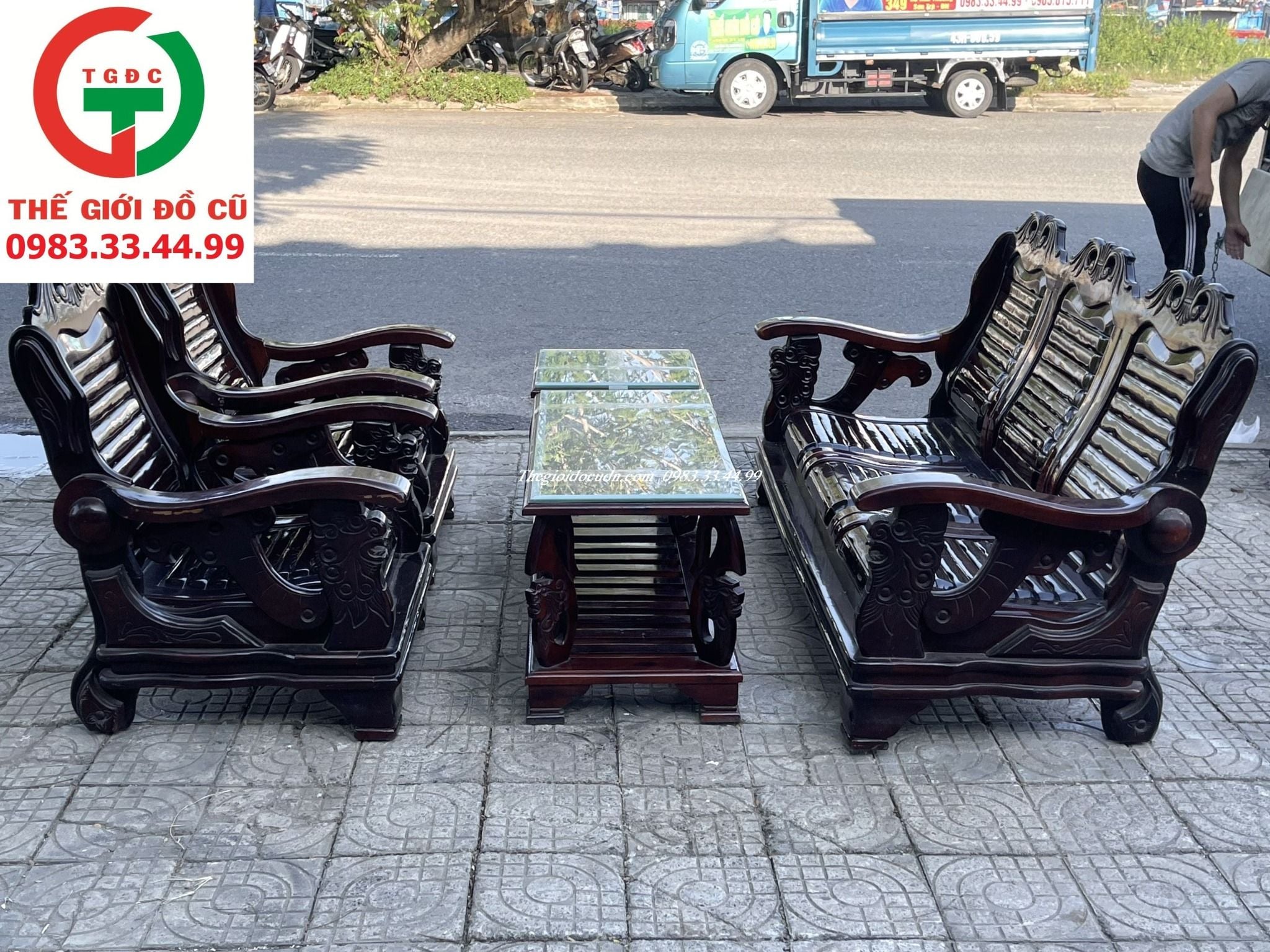 SALON GỖ ĐÀI LOAN