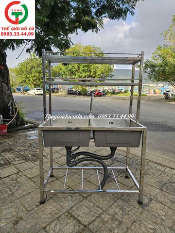 CHẬU RỬA 2 HỌNG INOX 304 LIỀN KỆ