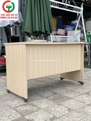 BÀN LÀM VIỆC VĂN PHÒNG HOÀ PHÁT