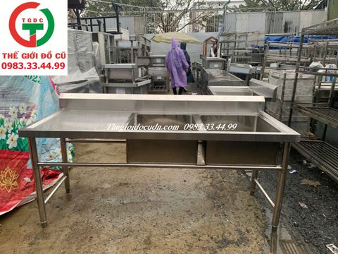 CHẬU RỬA INOX 2 HỌNG VUÔNG CÓ CHỜ