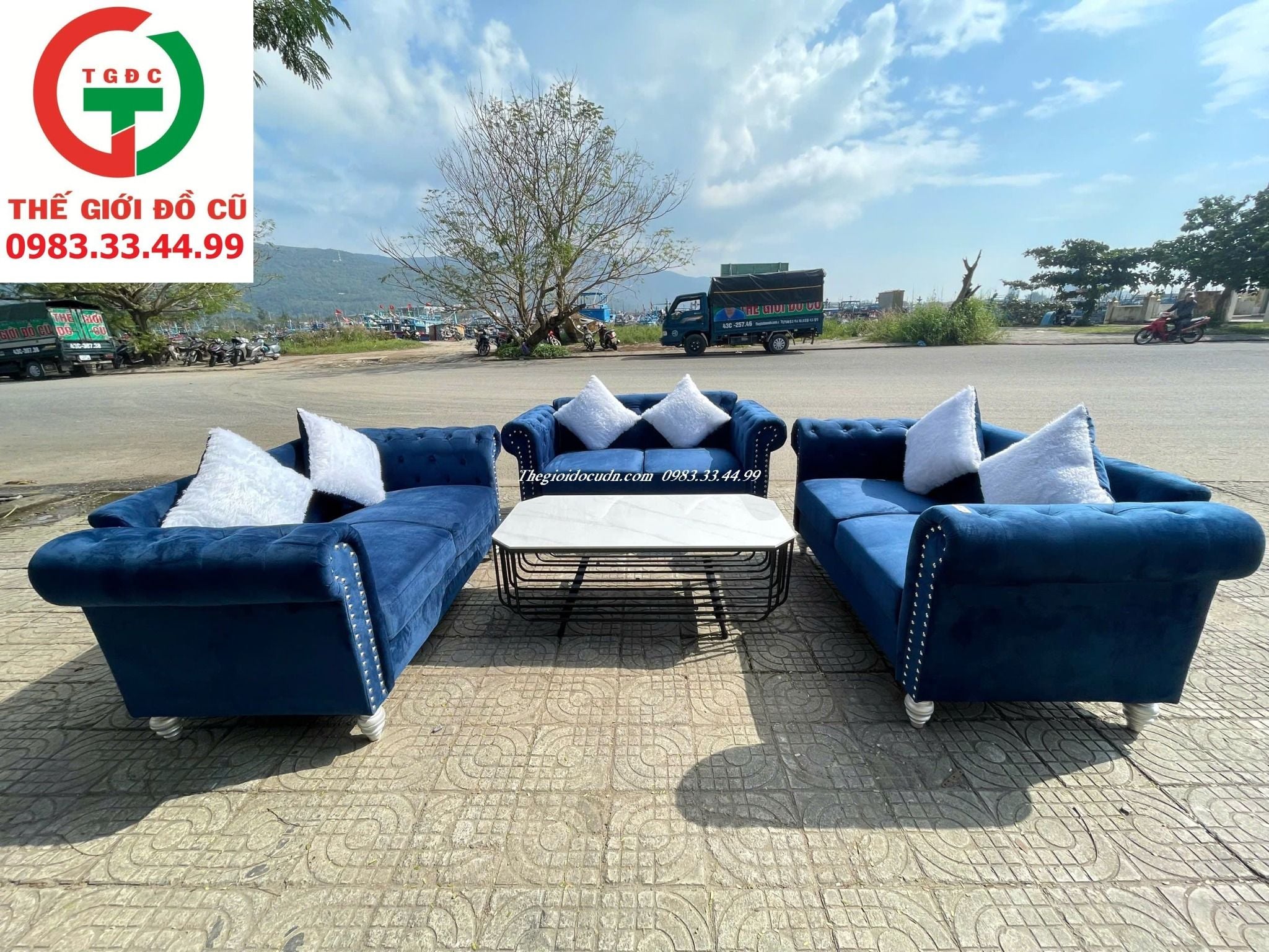 BỘ SOFA BĂNG NHUNG BÀN TRÀ ĐÁ