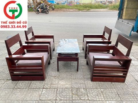 SALON GỖ ĐỆM LÓT