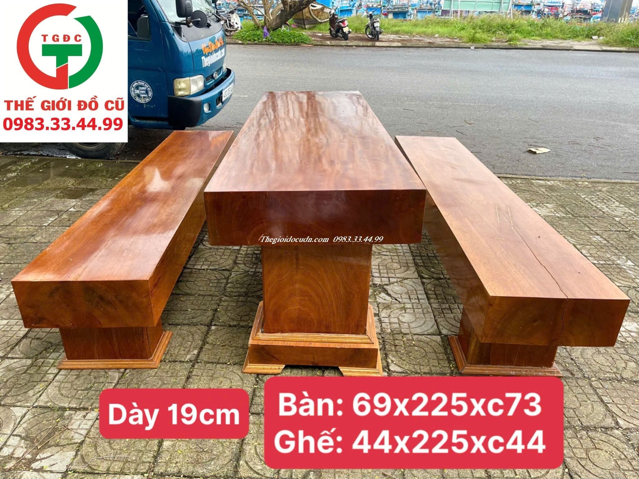 BỘ BÀN GHẾ BĂNG GỖ LIM