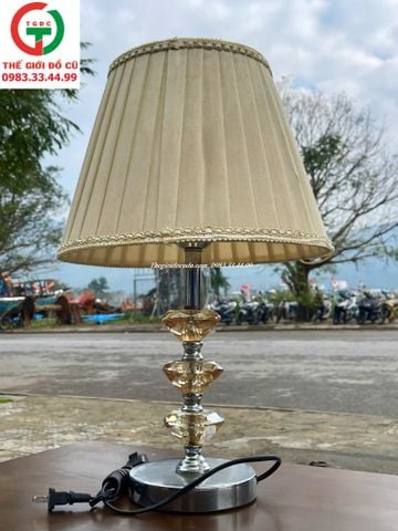 ĐÈN BÀN TRANG TRÍ