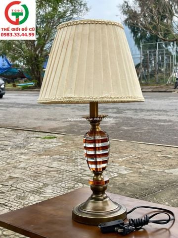 ĐÈN BÀN TRANG TRÍ