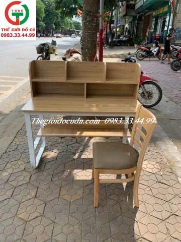 BÀN HỌC SINH LIỀN KỆ GỖ MDF KHUNG SẮT HỘP